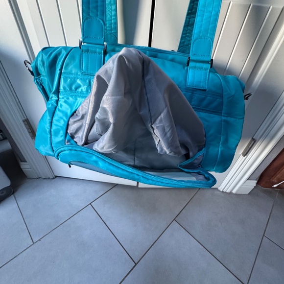 LUG PROPELLER~Turquoise~ Excellent Condition, used once! - Picture 15 of 16